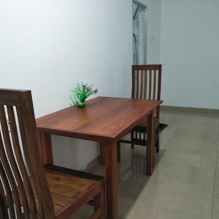 אלה Green Cage Hotel & Restaurant מראה חיצוני תמונה